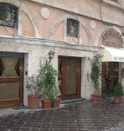 Da Fortunato restaurant is next to the Pantheon